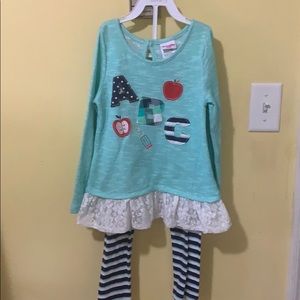Girls ABC shirt/pant set size 6